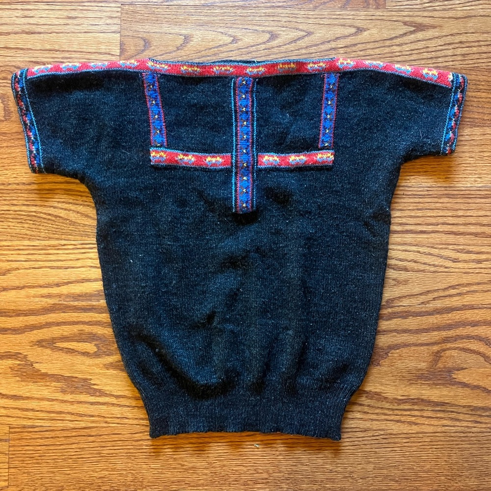 short sleeve sweater